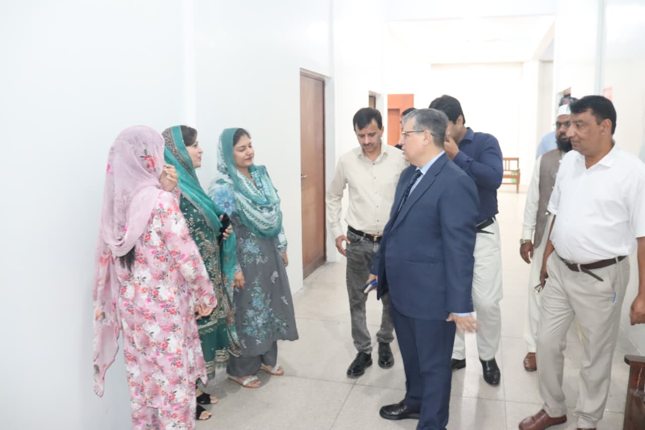 Vice Chancellor Visits 2nd Year MBBS Block Examination