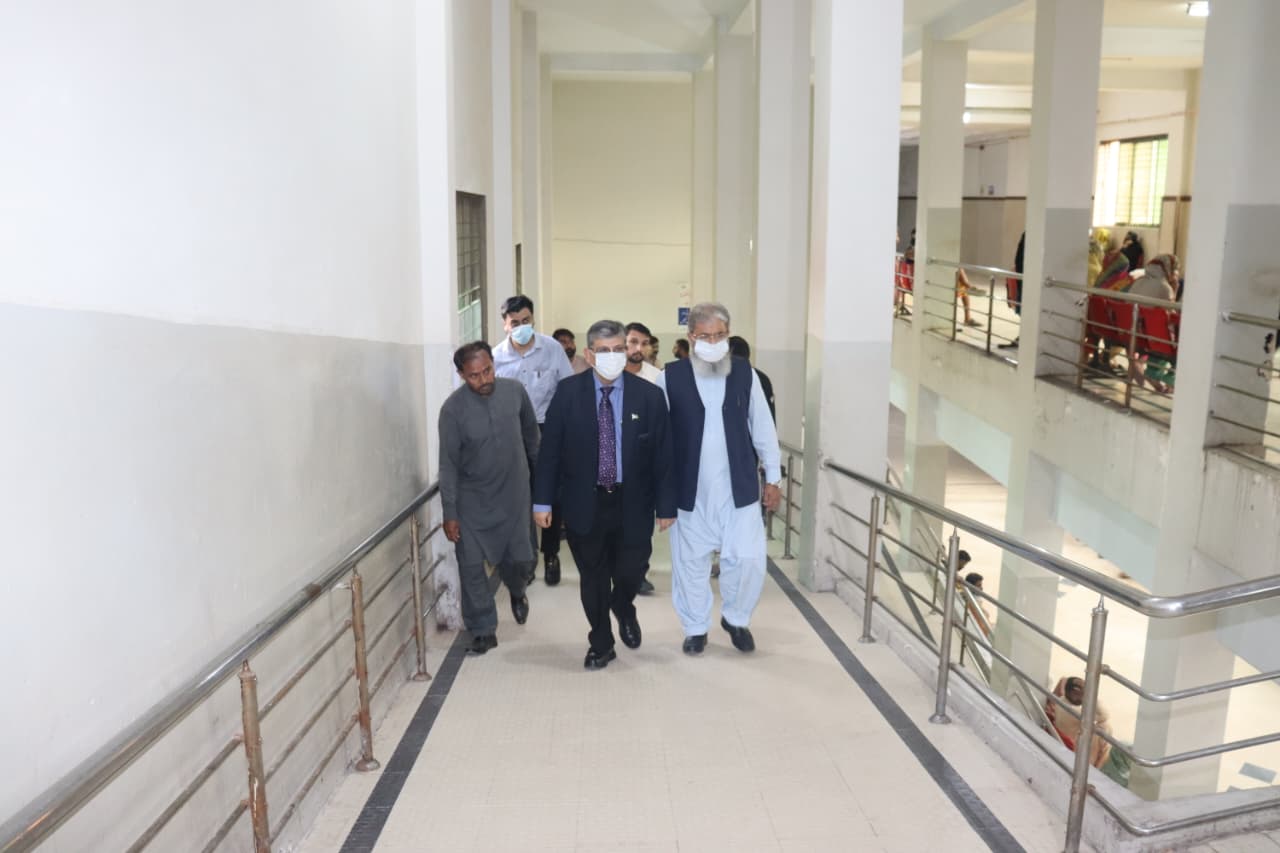 Vice Chancellor Visit to Faisalabad Teaching Hospital