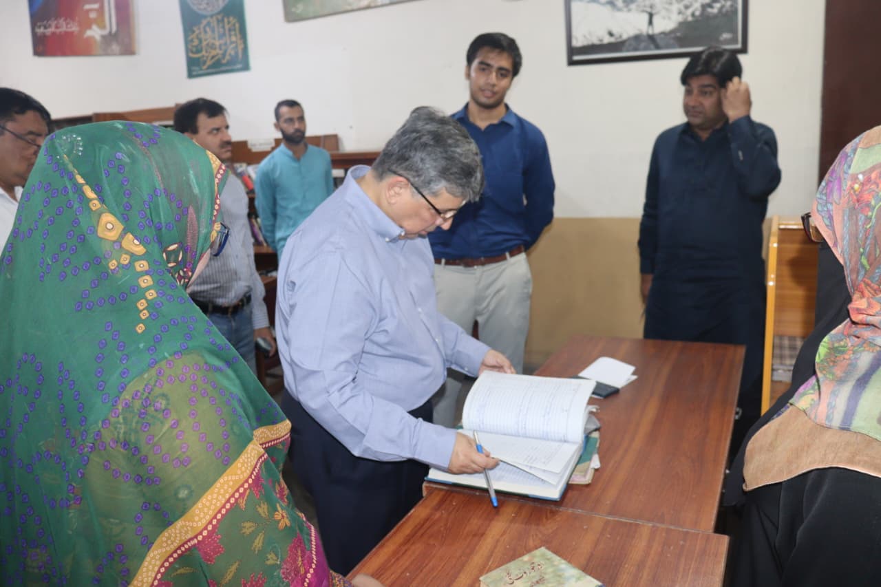 VC Visit to Anatomy Department and University Library